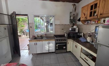 PH en Posadas al 500, Lomas de Zamora