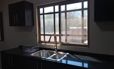 Hermosa Quinta en Venta, en centro de San Nicolás de los Garza, N. L.