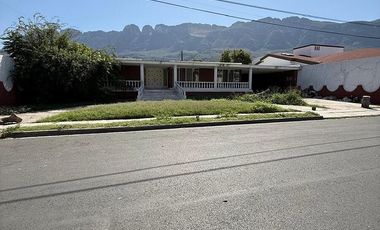 CASA EN VENTA PARA REMODERLAR EN ZONA DEL VALLE