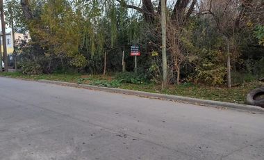 Venta - 1295 m2 en San Vicente