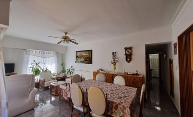 Departamento y Local comercial en Río Mocoretá 552