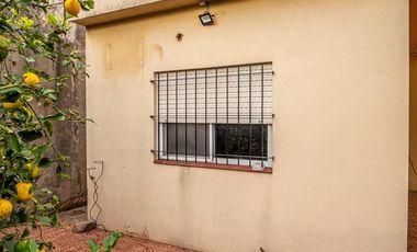 Casa con fondo libre