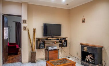 Casa con fondo libre