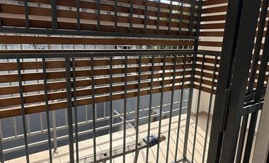 monoambiente con balcon chico