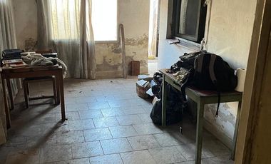 Terreno en  Turdera con casa a demoler