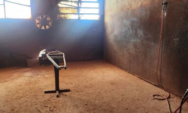 Galpón en Remedios De Escalada