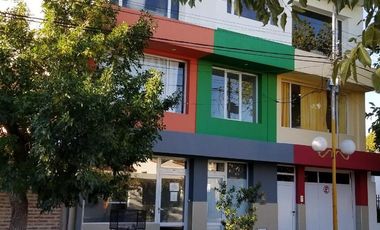Edificio Comercial en Villa Regina