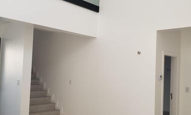 VENDO CASA A ESTRENAR EN RUMENCO JOVEN CON PARQUE Y GARAJE - GALERIA CON PARRILLA