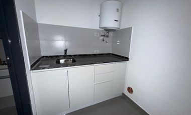 Local en venta de 28,35mts2 con excelente ubicación  - Wilde