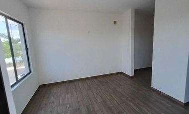 Casa en Venta en Esquina en Esmeralda Residencial