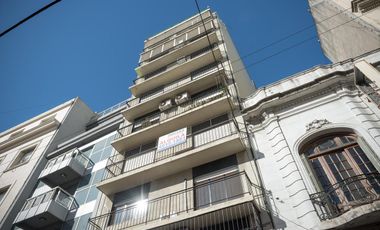 Alquiler Departamento de 3 ambientes a metros del obelisco