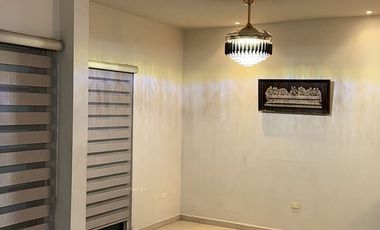 Casa en Renta Cumbres Elite Premier | 3 Recámaras, Terraza y Cochera