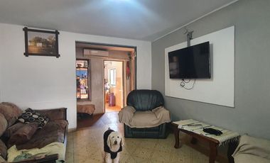 SE VENDE casa en Rio Ceballos! A pocas cuadras del Centro!!