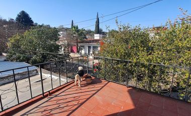 SE VENDE casa en Rio Ceballos! A pocas cuadras del Centro!!