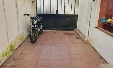 SE VENDE casa en Rio Ceballos! A pocas cuadras del Centro!!