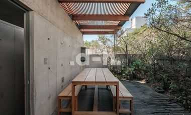 Residencia de autor con jardín y terrazas en la Condesa
