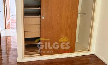 Alquiler de Departamento 3 Ambientes  en Ramos Mejia  Con Cocherta descubierta  Muy buena ubicación