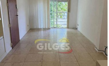 Alquiler de Departamento 3 Ambientes  en Ramos Mejia  Con Cocherta descubierta  Muy buena ubicación