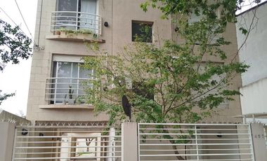 Alquiler de Departamento 3 Ambientes  en Ramos Mejia  Con Cocherta descubierta  Muy buena ubicación