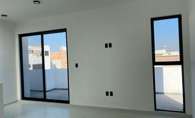 CASA EN VENTA EN VILLA MAGNA