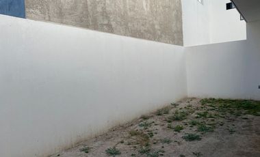 CASA EN VENTA EN VILLA MAGNA