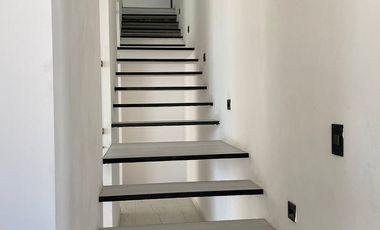 CASA EN VENTA EN VILLA MAGNA