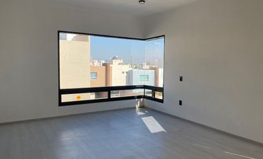 CASA EN VENTA EN VILLA MAGNA