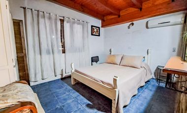 VENTA | PERMUTA - Casa 2 dormitorios con pileta mas comodín - Andino.