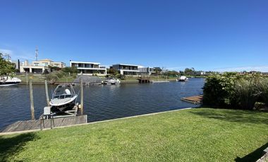 Casa en venta - Albanueva - Tigre