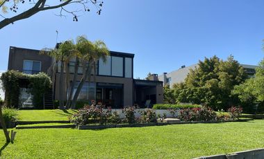 Casa en venta - Albanueva - Tigre