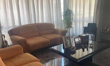 4 ambientes con dependencia y cocheras - Coronel Diaz 2100