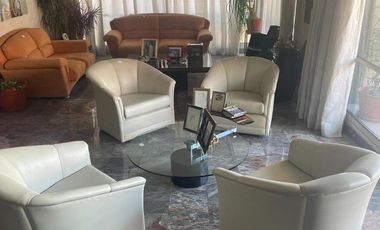 4 ambientes con dependencia y cocheras - Coronel Diaz 2100