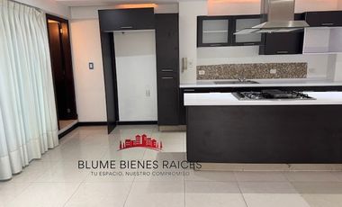 Departamento 2 niveles, INTERIOR; auto NO FIJO, en edificio pequeño