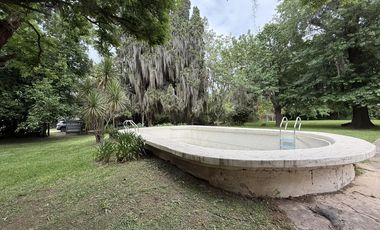 Terreno de 1800 m2 compuesto por 6 lotes