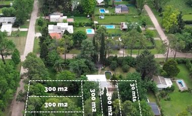 Terreno de 1800 m2 compuesto por 6 lotes