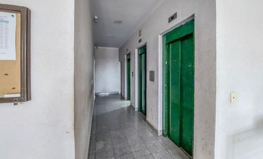 Venta departamento de 4 ambientes con balcón en Ciudadela - VISTA ABIERTA