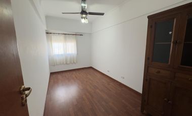 Departamento en  1 de mayo 13-04