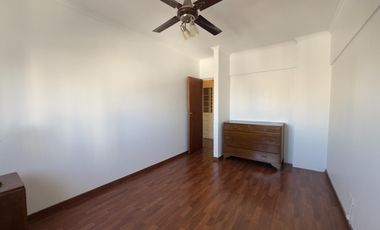 Departamento en  1 de mayo 13-04