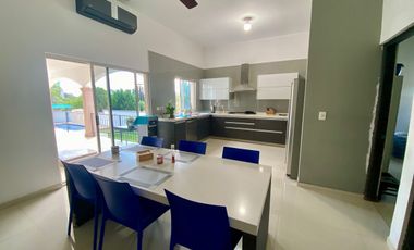 Residencia en Venta Portal del Huajuco, Carretera Nacional