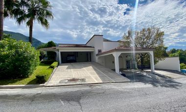 Residencia en Venta Portal del Huajuco, Carretera Nacional