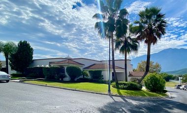 Residencia en Venta Portal del Huajuco, Carretera Nacional