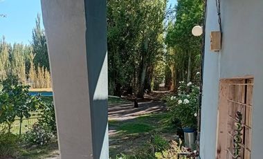 Vende Casa Quinta por Ruta 22 en Allén