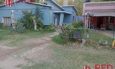 Vende Casa Quinta por Ruta 22 en Allén