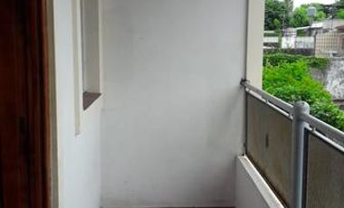 Departamento 3 ambientes con cochera descubierta - Banfield Este