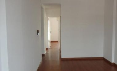 Semipiso de 2 AMBIENTES con cochera. Se desocupa en Febrero de 2023. Banfield Este.
