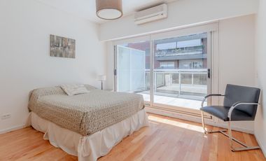 Alquiler Departamento dúplex 4 ambientes con cochera -  4 balcones en BA HOUSES Puerto Madero