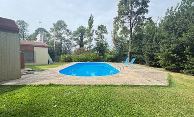 Casa de tres dormitorios en Ibarlucea c gran Lote