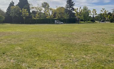 Lote vista a Laguna Central 1300m2  Barrio La Isla Nordelta