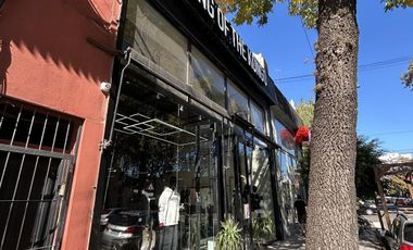 ZONA OUTLETS / LOCAL Frente de 6m x 15m  Sup. Total 90m2