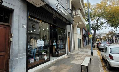 ZONA OUTLETS / LOCAL Frente de 6m x 15m  Sup. Total 90m2